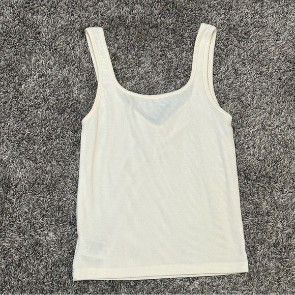 AE Cinch-Front Plush Tank Medium - Picture 2 of 5